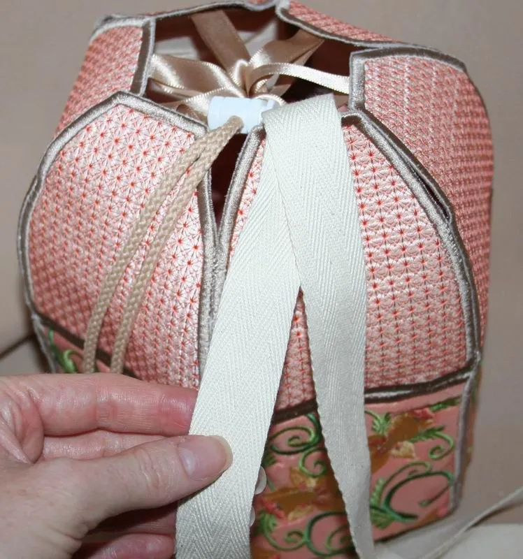 Daffodil Back Pack