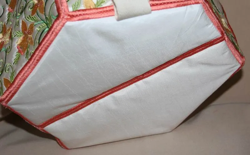 Daffodil Back Pack
