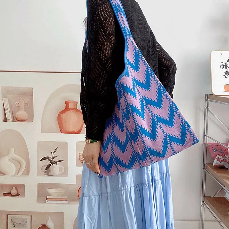 Wavy Stripe Tote For Women College Student Shoulder Bag