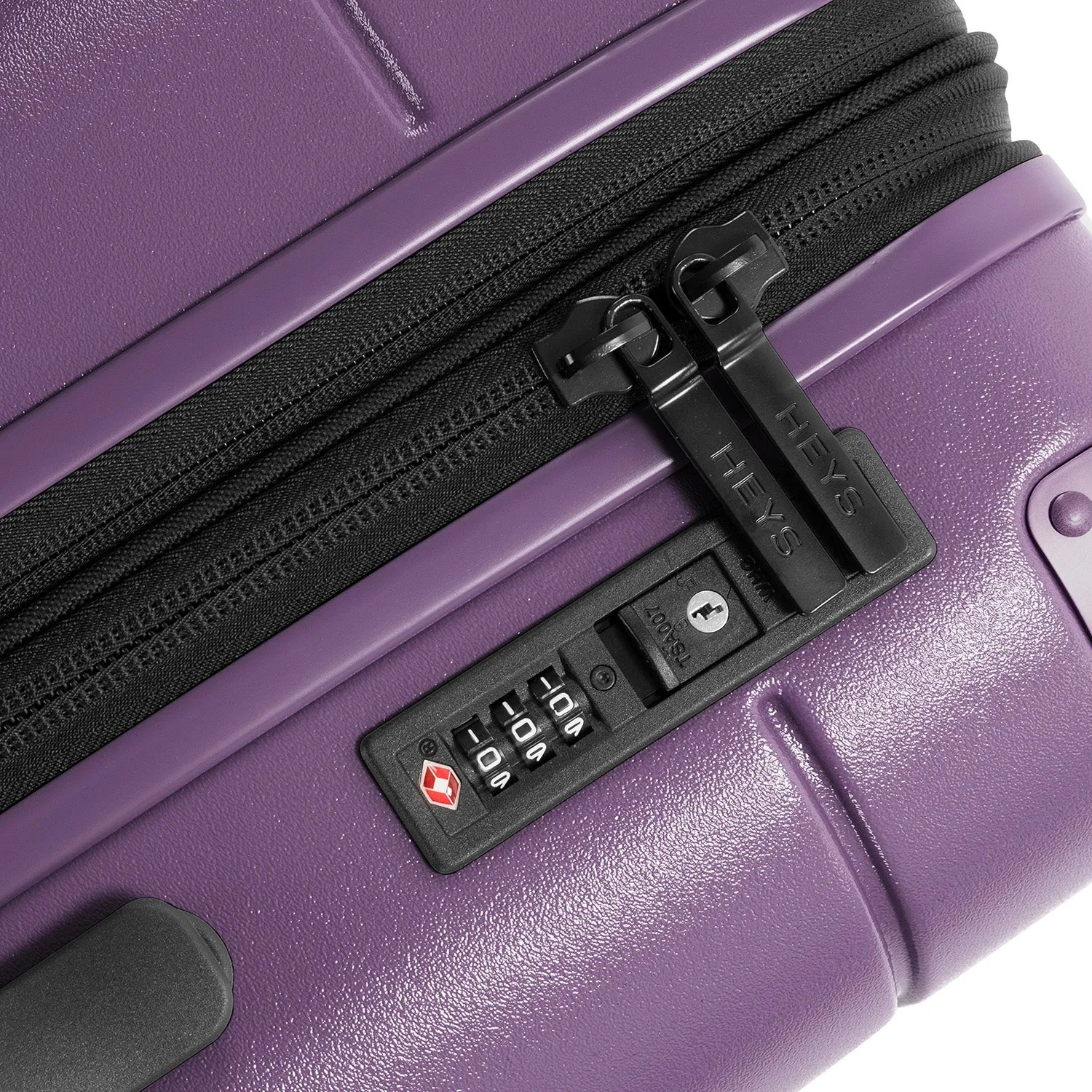 Zen 21.5 Inch Carry-On Luggage
