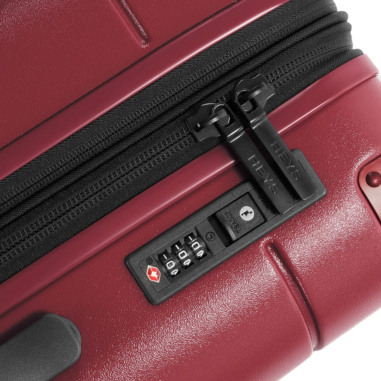 Zen 21.5 Inch Carry-On Luggage